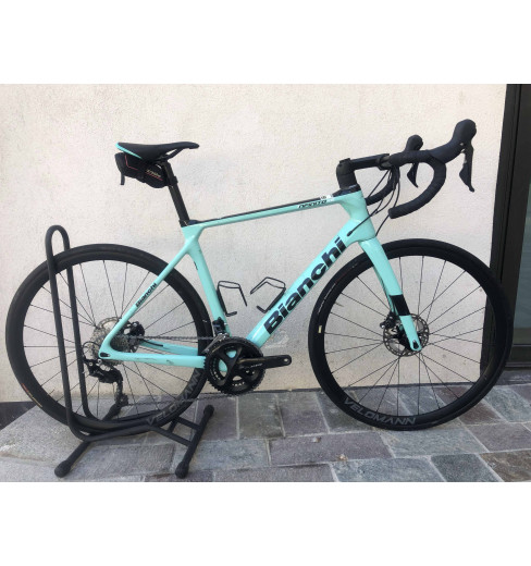 Vélo de route d'occasion Bianchi Infinito XE Disc Shimano 105 11V Carbone Vert Celeste 2024